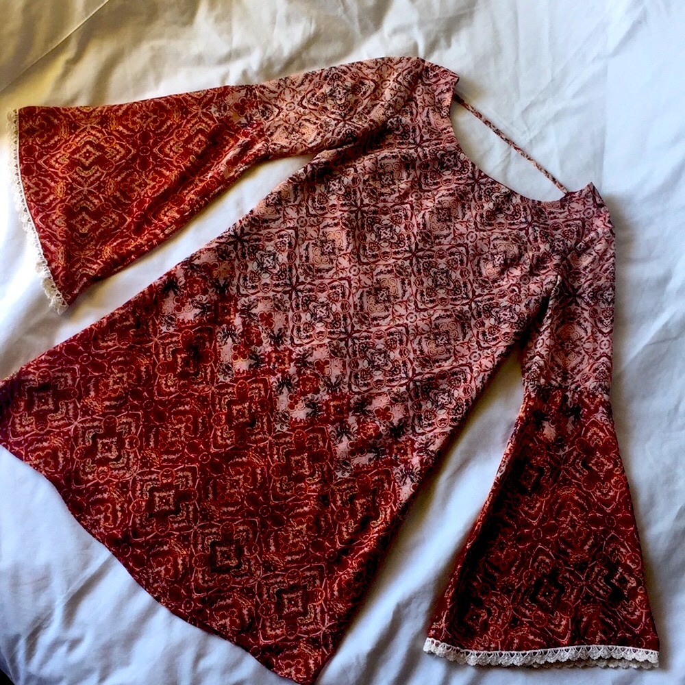 Bell Skeeved 60s Dress - Picture 2 of 8